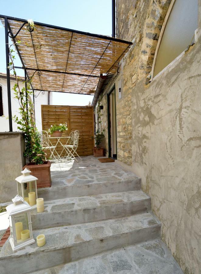 Chalet In Liguria Villa Vasia Eksteriør bilde
